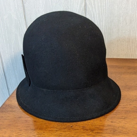 VTG Wool Felt Cloche W/Feather Bow EUC 20s OSFM - Picture 2 of 7